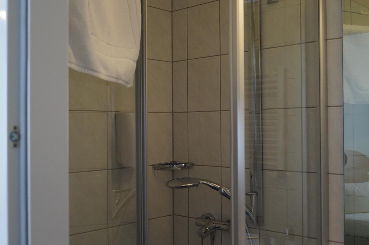 Hotel Zur Post Trostberg Exteriör bild